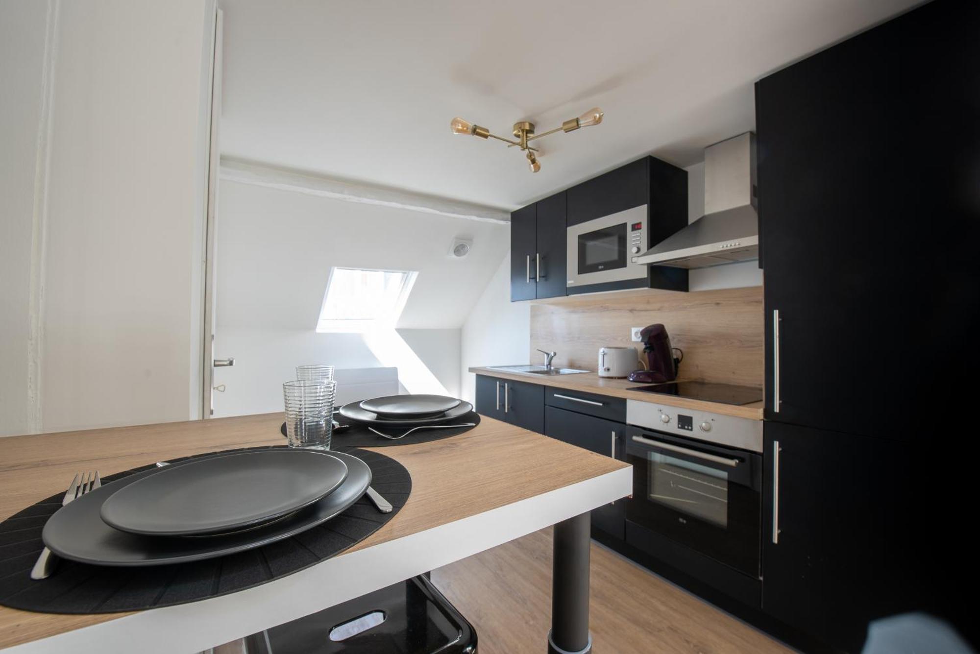 Au Nouveau Boulonnais - 4 Appartements Charmants Pour Couples, Familles Et Groupe D'Amis, Vieille Ville Et Centre Ville De Boulogne Sur Mer Экстерьер фото